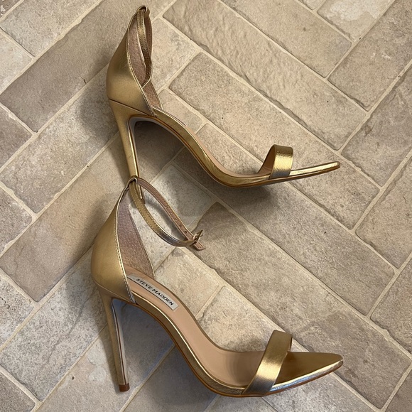 Steve Madden - Metallic Gold Strappy Sandals - Picture 6 of 6